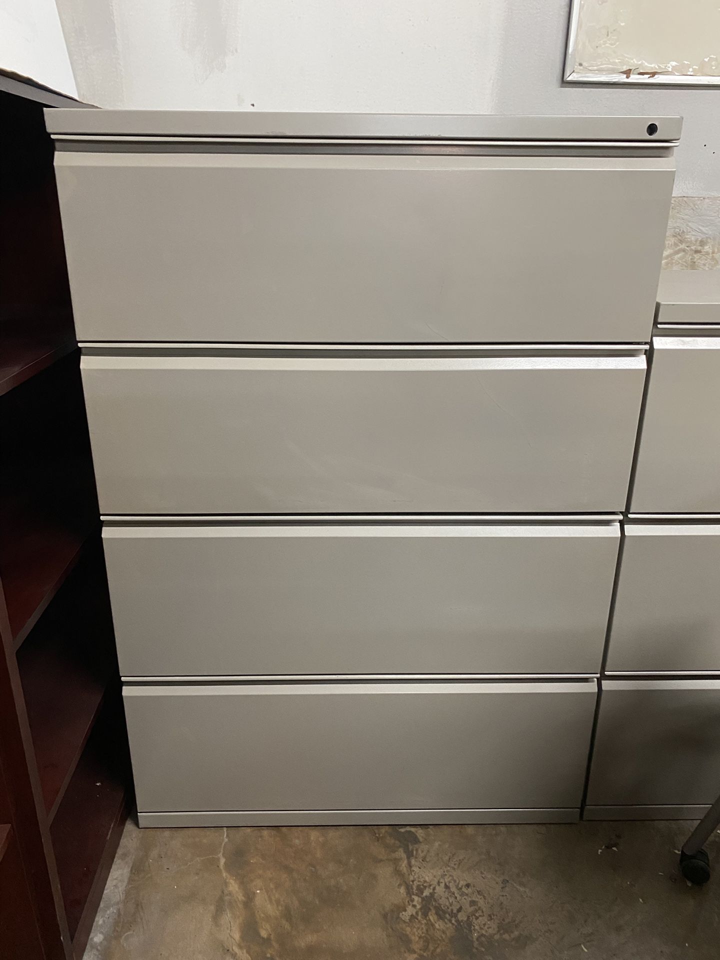 Herman miller 4 drawer lateral file cabinet