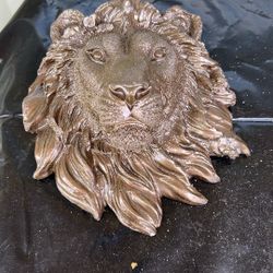 Lion Head