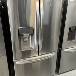 Lg ThinQ French Door Refrigerator In Stainless Steel