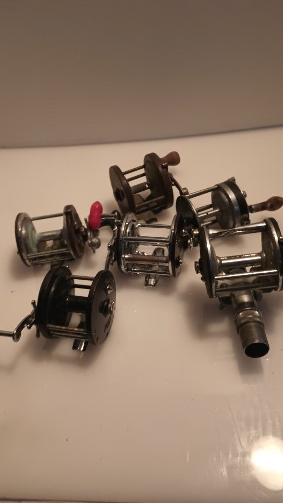 6 Fishing Reels Deep Sea Pena 100.00 For All 6