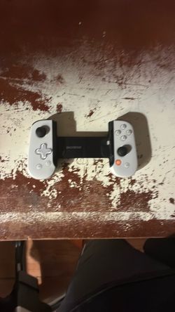 Backbone One Mobile Gaming Controller (no box only the backbone device)