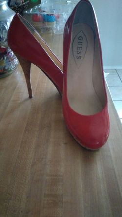 GUESS heels