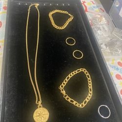 Jewelry /Ring / Gold Chain Bracelet / Gold Necklace 