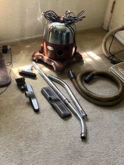 Rainbow Vacuum