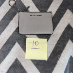 Michael Kors Light Gray Small Woman’s Wallet