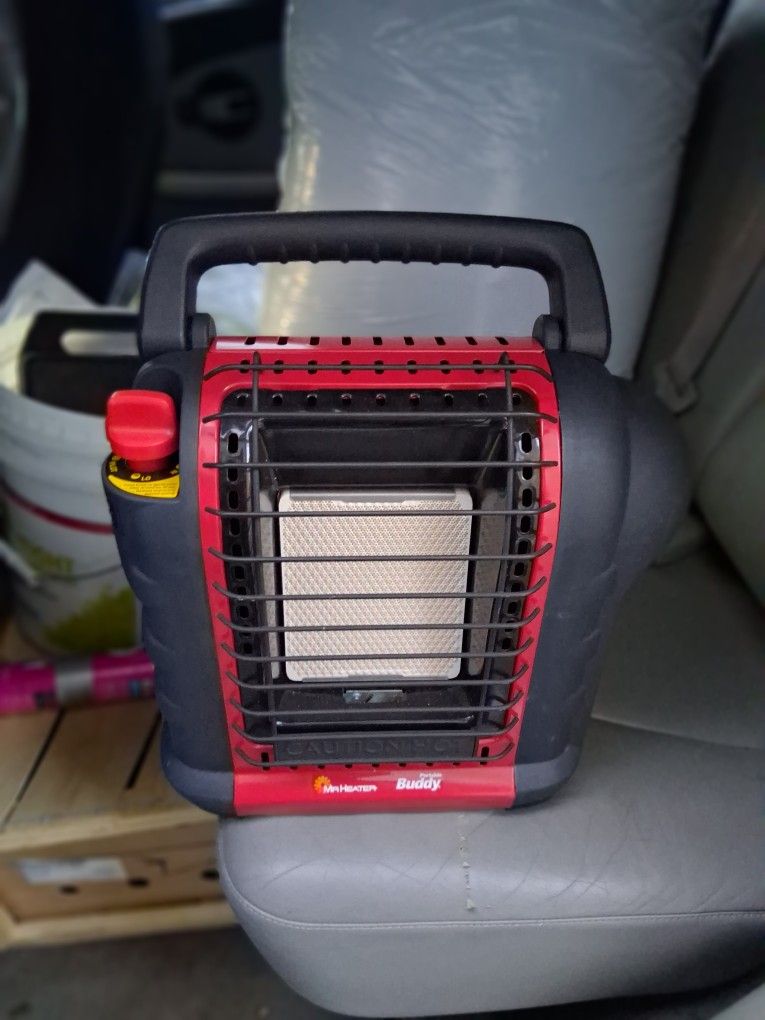 Mr. Heater Portable Buddy 9,000 BTU Radiant Propane Indoor/Outdoor Space Heater