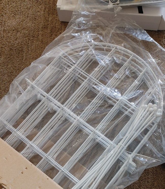 New White 10 Panel Garden and Pet Fence