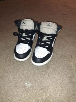 Kid shoes size 2