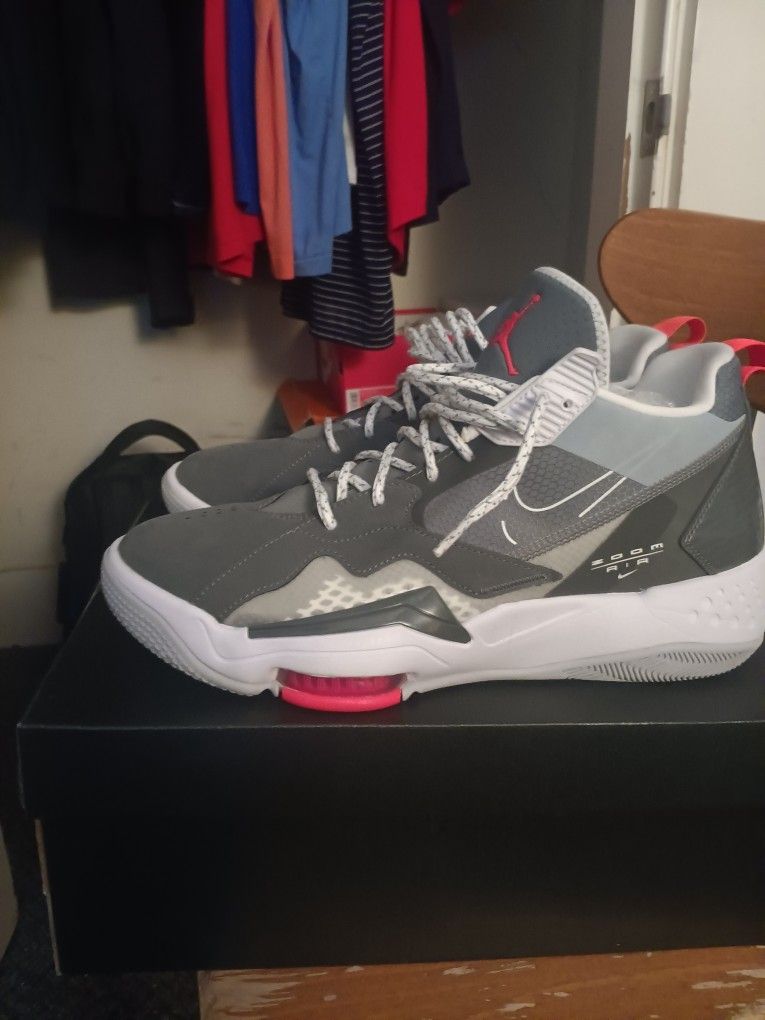 Jordan Zoom 92
