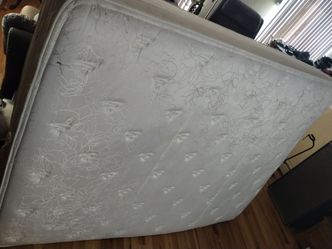 Free mattress queen size
