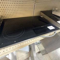 Miele 30” electric cooktop