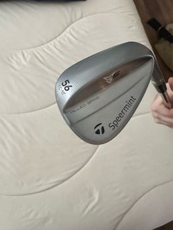 Right Handed Custom TaylorMade Milled Grind Speermint 56° Wedge
