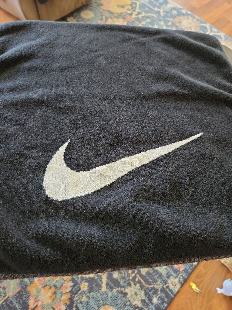 Nike Towel 31/2 × 11/2