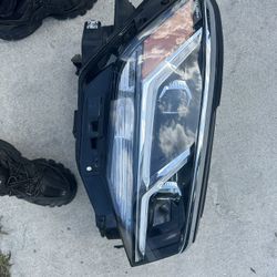 Volkswagen Atlas RN Headlight 21-23