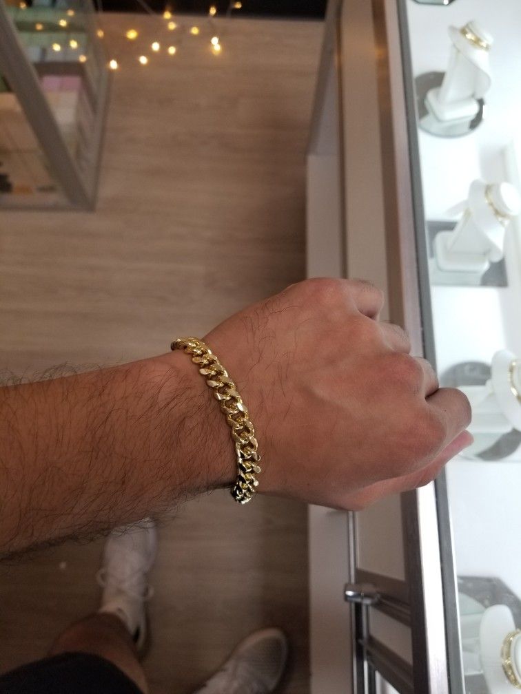18K Oro Laminado Cuban Link Esclava