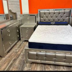 *Heart Day Flash Sale!!!*---Charming Jasmine Queen/King Bedroom Sets---From $499!!!---Delivery$10 Down Financing😉
