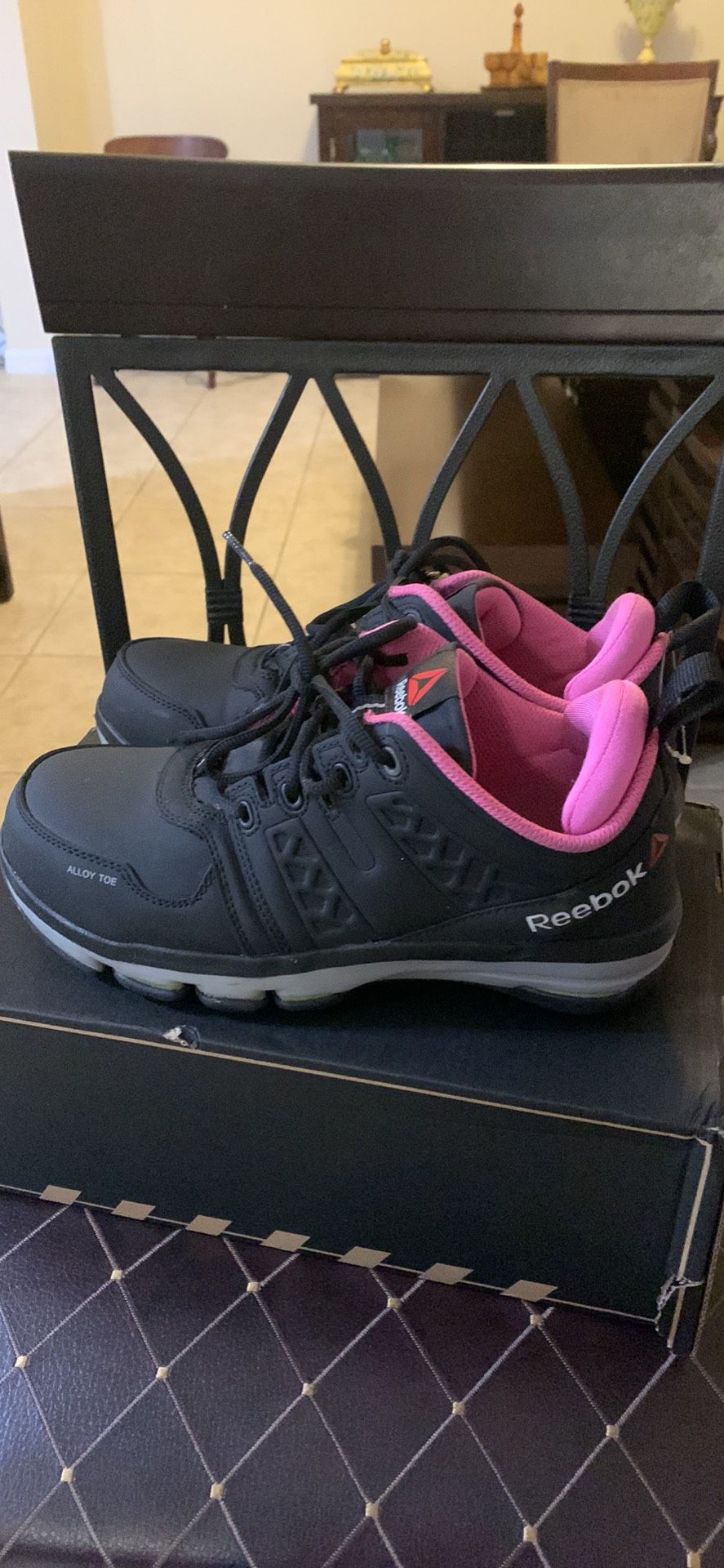 Reebok Ladies Steel Toes Like New In box
