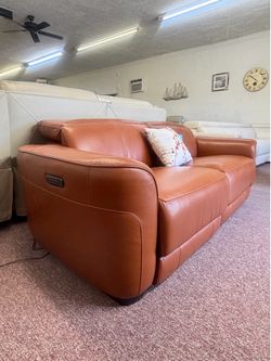 Lexanna -2 pc love seat with two power reclining
