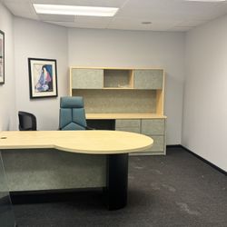 Desk And Filing Cabinet 