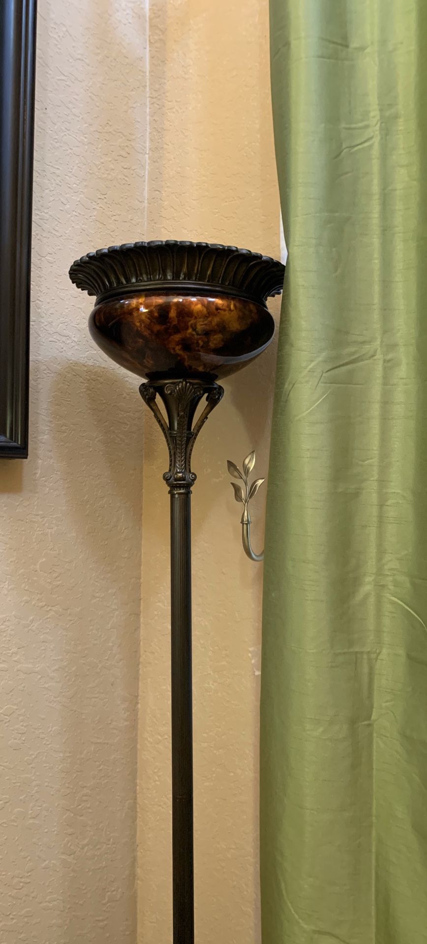 Gorgeous Finest Floor Deco Lamp !