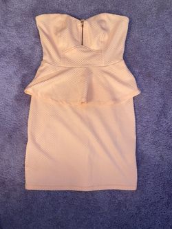 BEBE STRAPLESS PEPLUM DRESS Size S