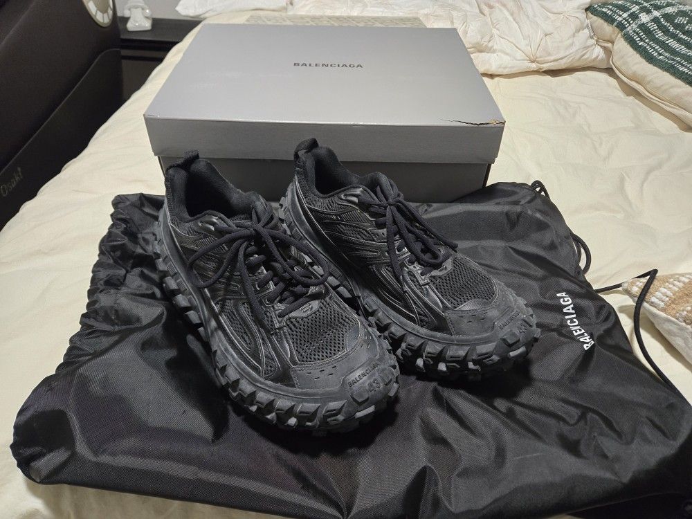 BALENCIAGA Bouncer defender 43 極美品 balenciaga bouncer defender 43 BALENCIAGA Bouncer defender 43 極美