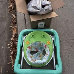 Free Walker Baby Girls Clothes 0-12 Months 