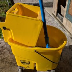 Rubbermaid Mop Bucket Ringer And Mop