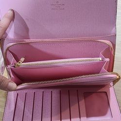 Louis Vuitton Sarah  Clutch Wallet with Rose Ballerine Interior