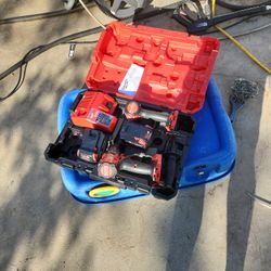 Milwaukee
M18 FUEL 18V Lithium-Ion Brushless Cordless Hammer Drill and Impact Driver Combo Kit (2-Tool) with 2 Batteries STORE PRICE 399$