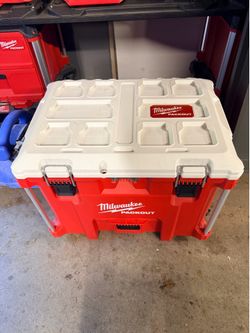 Milwaukee packout cooler
