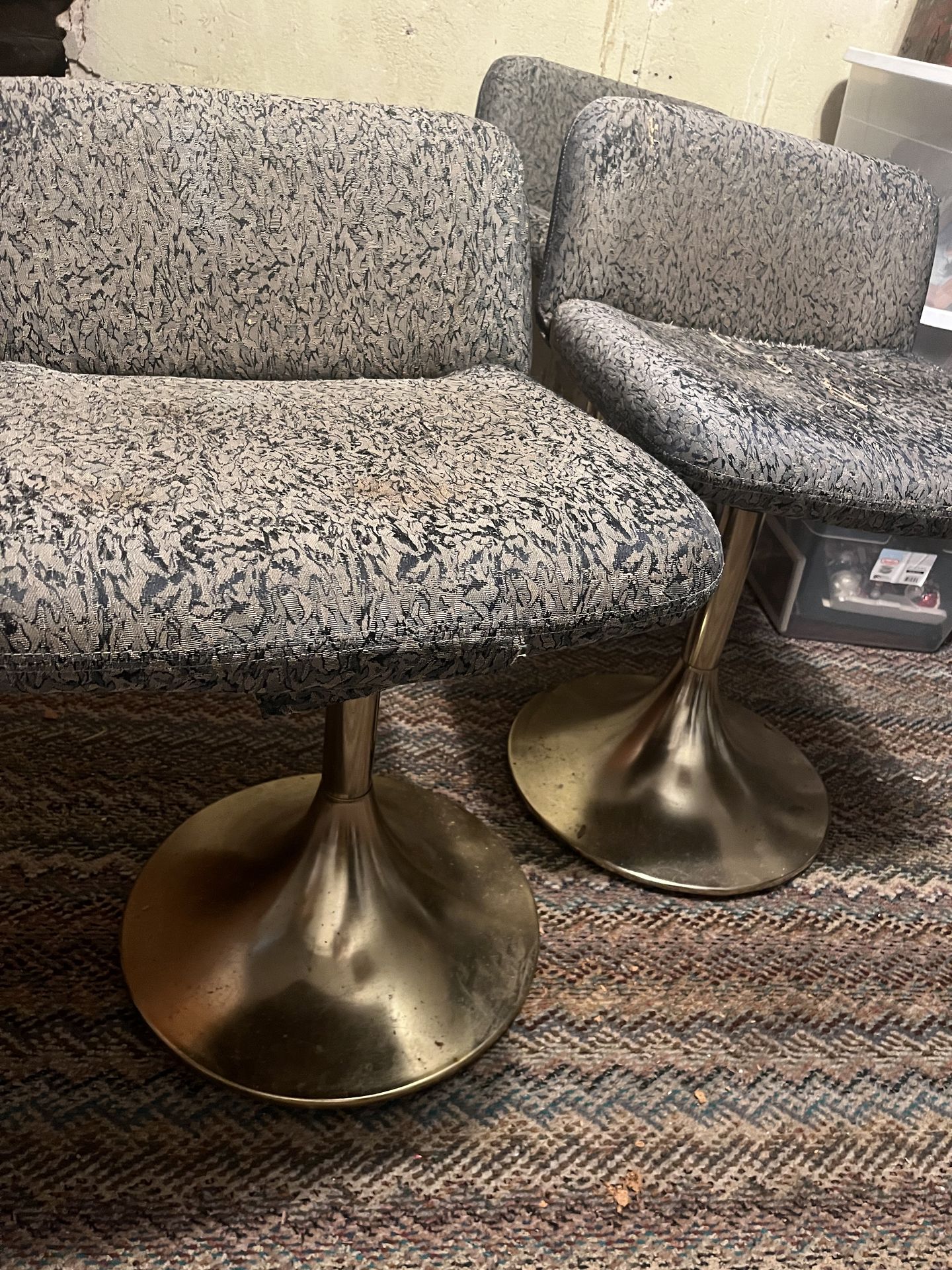 Free Vintage Bar Stools