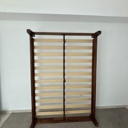Full size bed frame real wood Zinus 