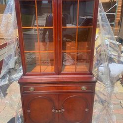 Dining Table And Chairs 