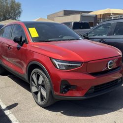 2023 Volvo C40 