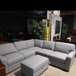 Beautiful Gray Thomasville Sectional With Storage Ottoman(New)