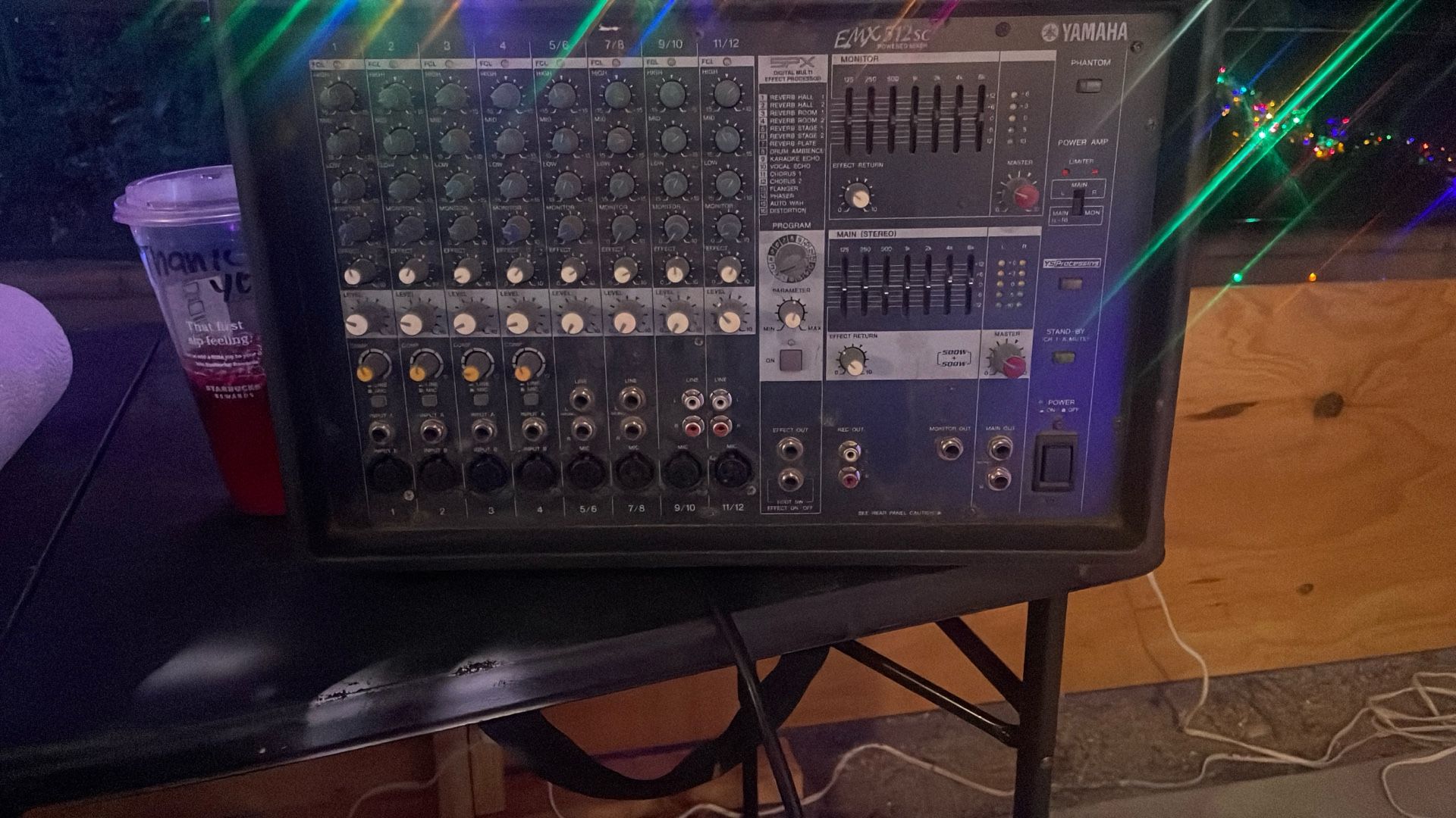 Yamaha 12channel 500 Watt Mixer