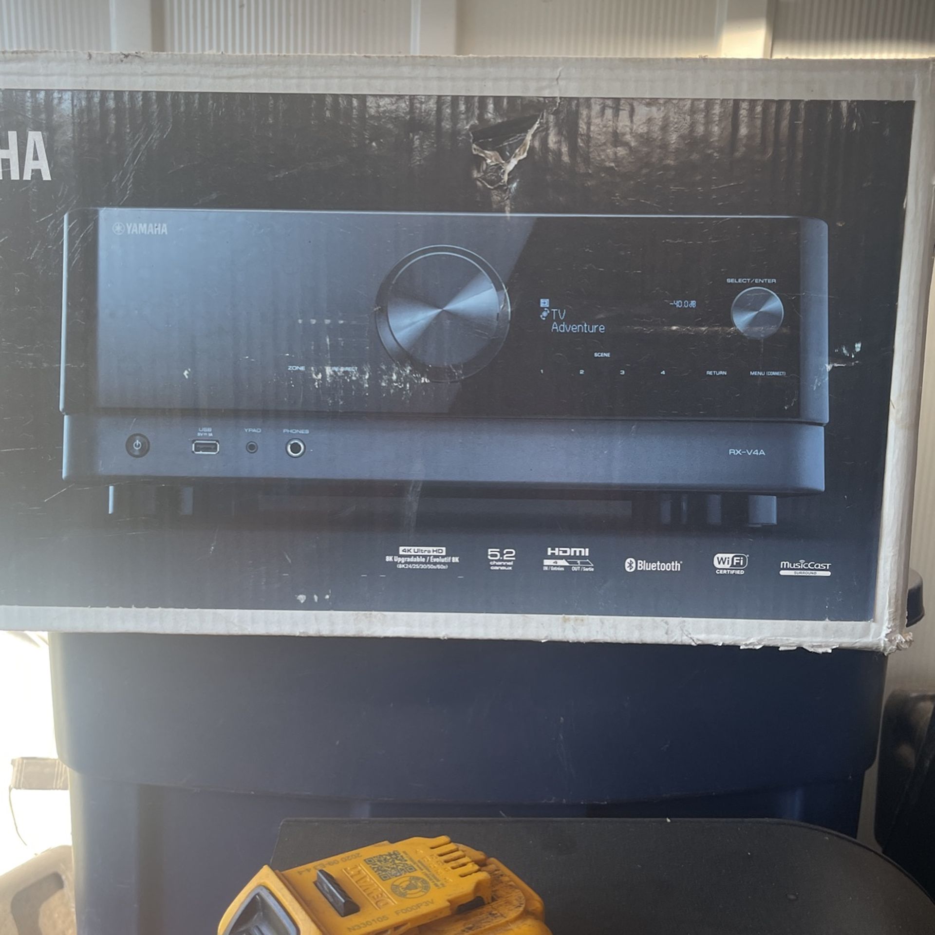 Receiver Yamaha RX-V4 4K Bluetooth Wifi HDMI USB 