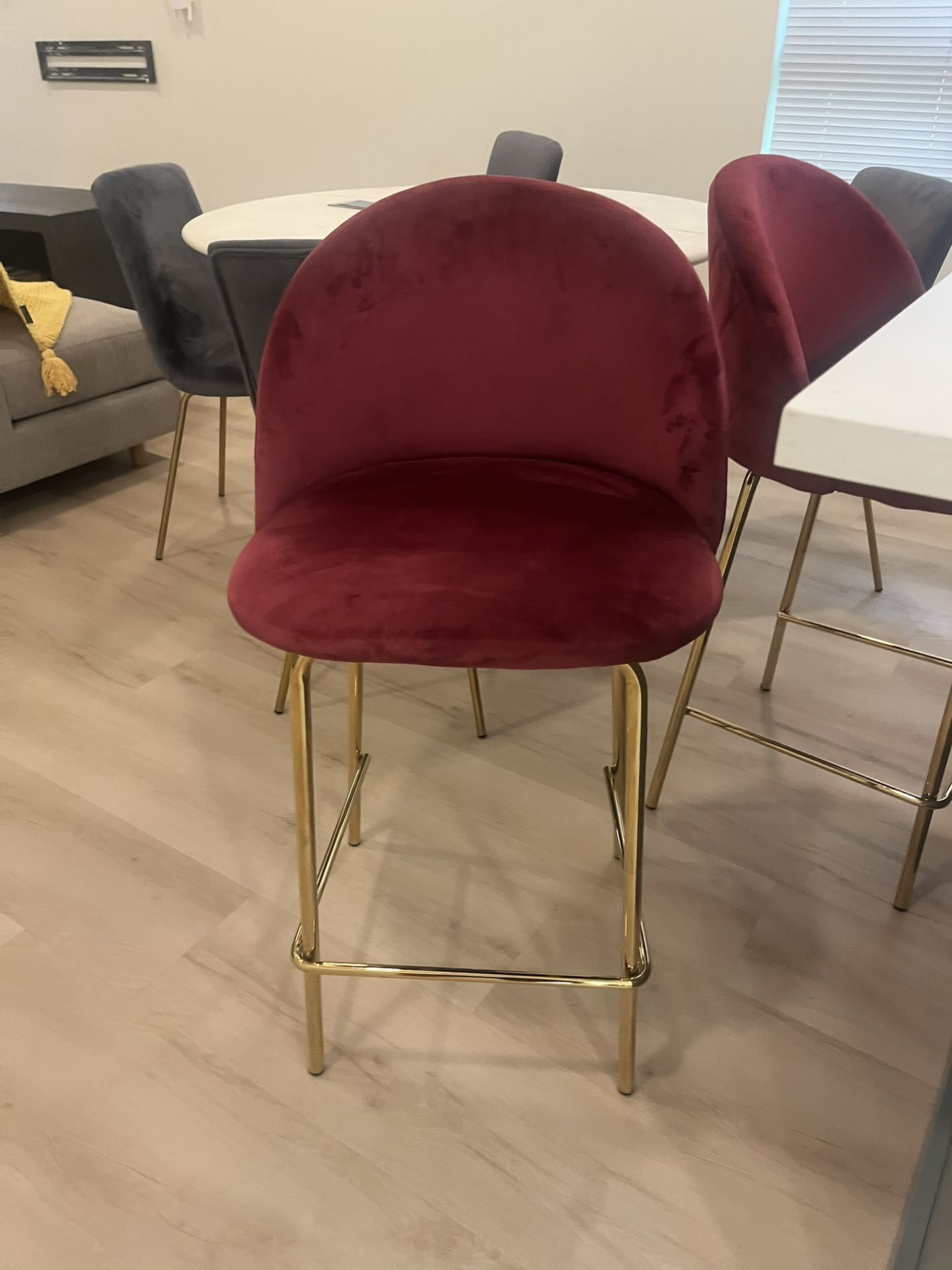 2 Bar Stools