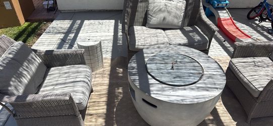 Patio set