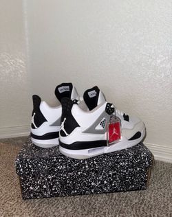 Air Jordan 4 Military Black