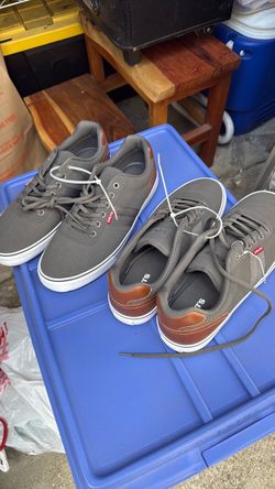 Levis shoes grey size 10