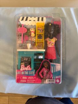 Barbie Life In the City African American Cafe Snack Stand-New in Foreign Box
