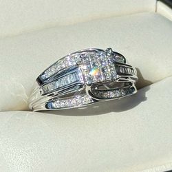 10k solid white gold  Princess Round Baguette 1CTw Diamond Cocktail/ Anniversary ring sz 7