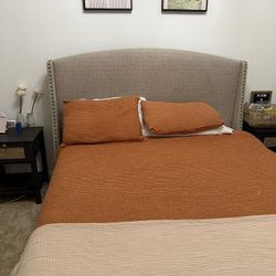 Bedroom Set And Decor 