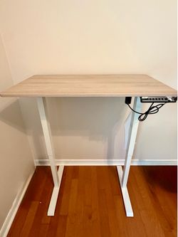 Adjustable Height Standing Desk