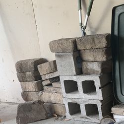 Cinder Blocks And Masonry Stones $1 A Piece 