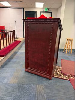 Solid Wood Church Pulpit / Podium on Casters – Professional Lectern