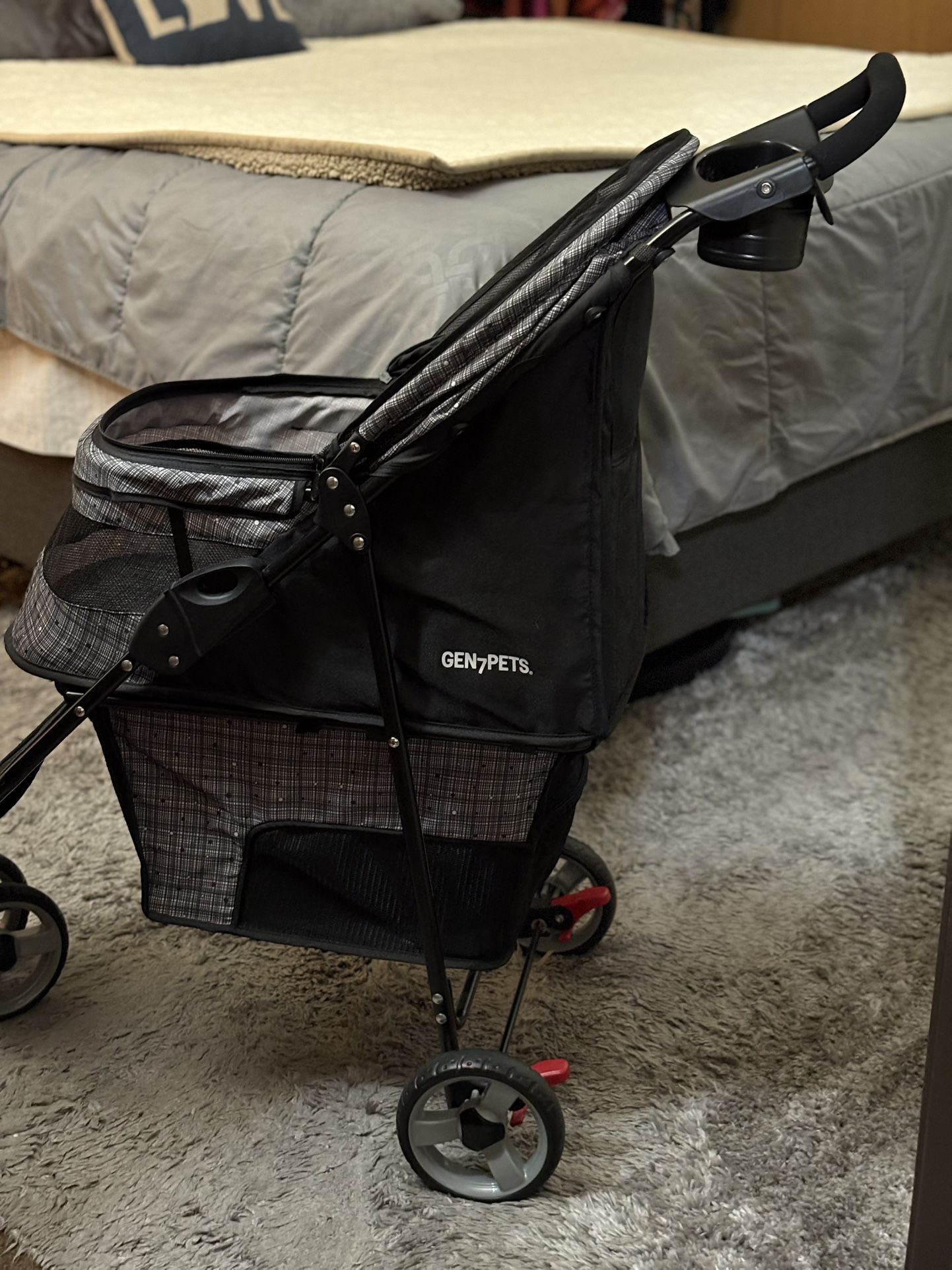 Gen7 Regal Pet Stroller