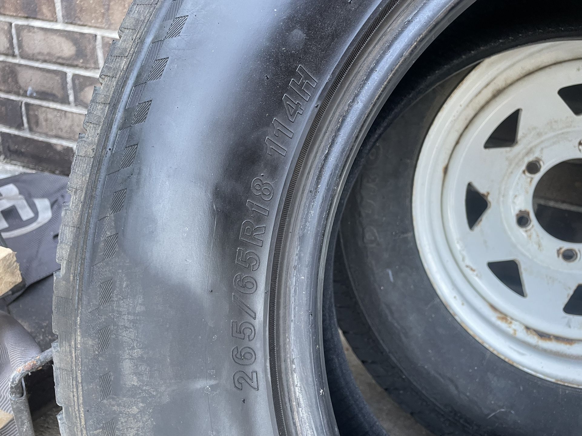 18” Blackhawk Hiscend Tires